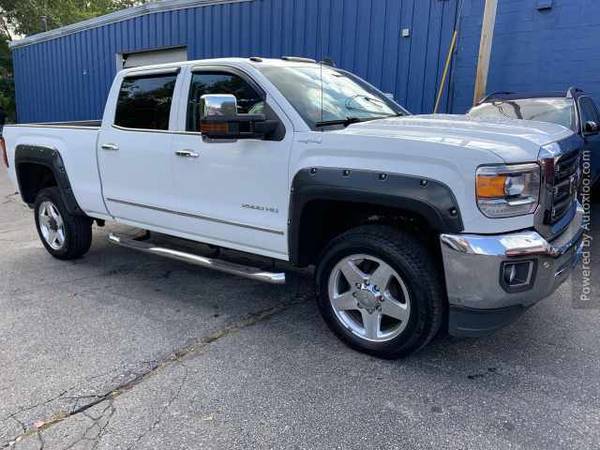 2015 Gmc Sierra 2500hd One Owner Clean Carfax Slt Crew Cab for sale in Manchester, VT – photo 2