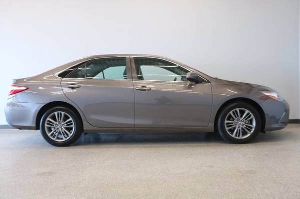2016 Toyota Camry SE sedan Predawn Gray - - by dealer for sale in Nampa, ID – photo 3