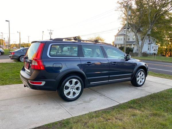 Check Out This Spotless 2011 Volvo XC70 with 114, 947 Miles-Hartford for sale in Meriden, CT – photo 9