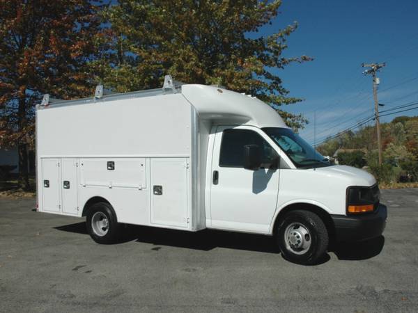 2011 CHEVY 12.5 FT ENCLOSED UTILITY / SERVICE VAN / CLEAN for sale in Butler, PA – photo 5