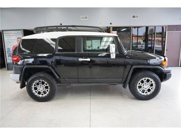 2008 Toyota FJ Cruiser Sport Utility 2D WE CAN BEAT ANY RATE IN... for sale in Sacramento , CA – photo 8