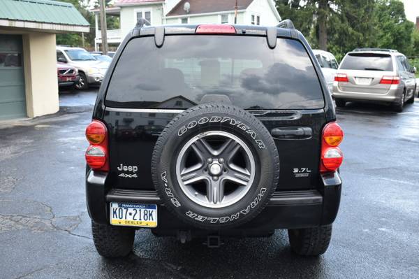 2004 Jeep Liberty Renegade 4WD for sale in Mount Joy, PA – photo 5