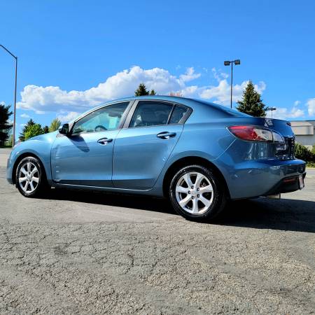 2011 Mazda Mazda3 GREAT MPG! - - by dealer for sale in Coeur d'Alene, WA – photo 2