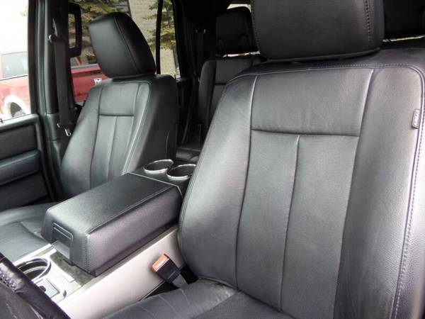 2015 Ford Expedition Limited, Leather, Sun, Navigation, Gorgeous! for sale in Fargo, ND – photo 13