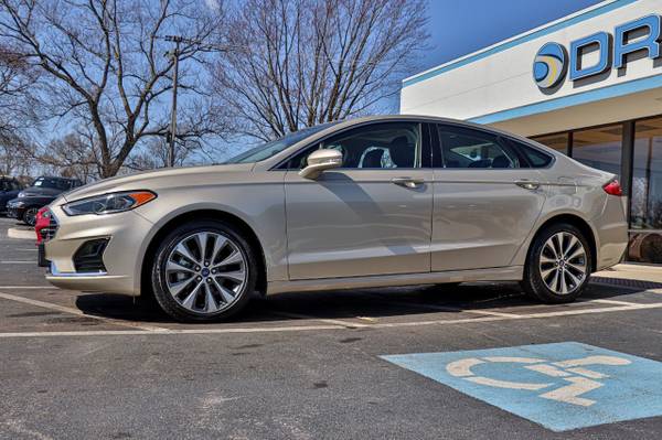 2019 *Ford* *Fusion* *SEL AWD *Ltd Avail** Whi - cars & trucks - by... for sale in Oak Forest, IL – photo 3