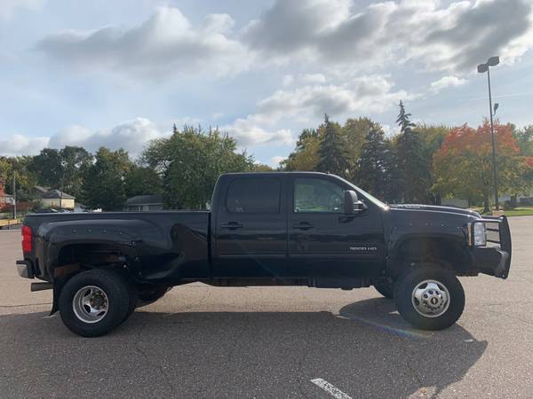 2011 Chevy Silverado Duramax Lifted with brand new tires! for sale in Minneapolis, WI – photo 7