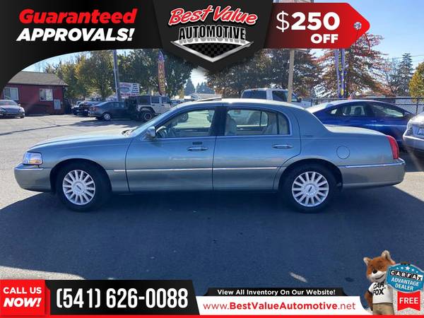 2005 Lincoln Town Car Signature Limited FOR ONLY $96/mo! - cars &... for sale in Eugene, OR – photo 5