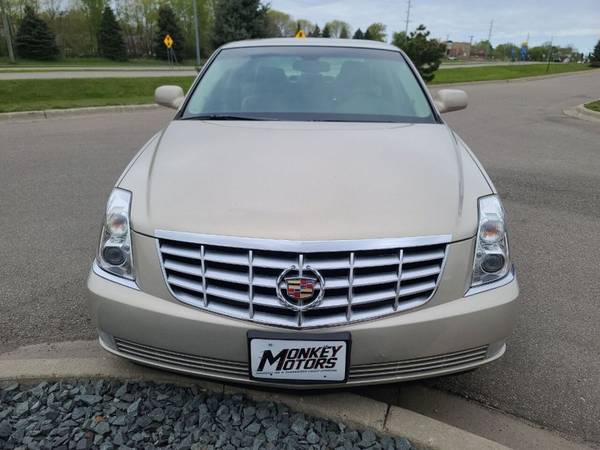 2008 Cadillac DTS Luxury III 4dr Sedan ONLY 46K MILES - cars & for sale in Faribault, WI – photo 3