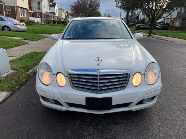 2009 MERCEDES BENZ E350 4Matic White/Black Great Condition for sale in Elmont, NY – photo 3