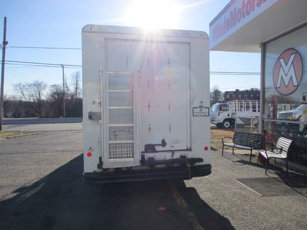 2008 Workhorse W42 15 FOOT STEP VAN, REAR RAMP 60K - cars & for sale in south amboy, IN – photo 10