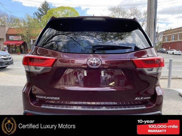 2018 Toyota Highlander XLE - - by dealer - vehicle for sale in Great Neck, NY – photo 5
