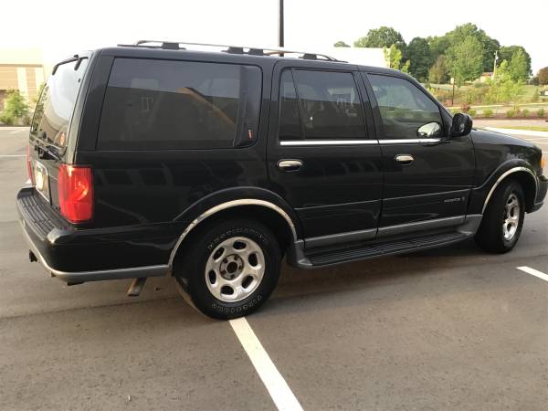 2000 Lincoln Navigator RWD 170k miles, No accidents No rust, Exc for sale in Huntersville, NC – photo 3