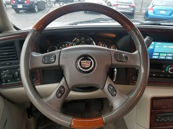 ///2006 Cadillac Escalade//AWD//Leather//Heated Seats//Navigation/// for sale in Marysville, CA – photo 11