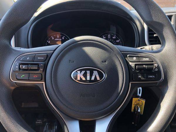 2017 KIA SPORTAGE LX GUARANTEE APPROVAL!! for sale in Columbus, OH – photo 4