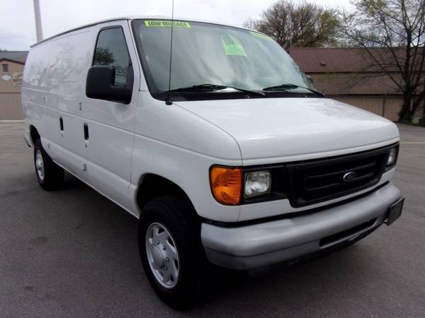 2006 Ford E-Series Cargo E 350 SD 3dr Van - - by for sale in Waukesha, WI – photo 3