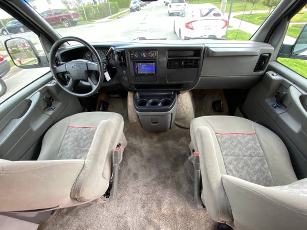 2003 Chevrolet express 1500 hightop - no accident - well mainted for sale in Lawrence, NY – photo 19
