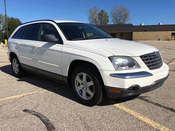 Best Buy! 2006 Chrysler Pacifica! 3rd Row! for sale in Ortonville, MI – photo 7