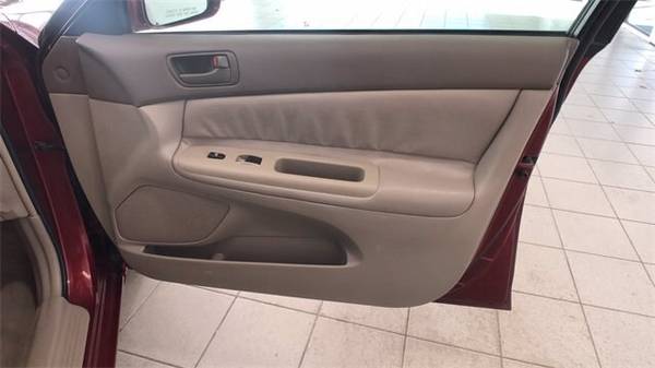 2003 Toyota Camry SE - - by dealer - vehicle for sale in Greenfield, MA – photo 20
