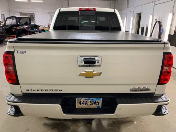 2014 Chevy Silverado 1500 High Country 6.2L V8 4x4 - cars & trucks -... for sale in Sioux Falls, SD – photo 6
