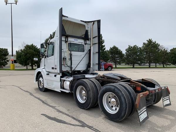 2013 Volvo VNL64T300 Day Cab Tractor #83251 - cars & trucks - by... for sale in Fond Du Lac, WI – photo 4