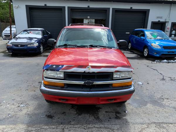 2000 Chevrolet Blazer LS 4X4 Sport Utility 4-Door for sale in Dayton, OH – photo 3