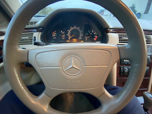 EXCELLENT MERCEDES-BENZ E-320 - cars & trucks - by owner - vehicle... for sale in Brooklyn, NY – photo 10
