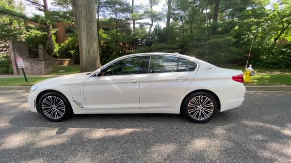 2019 BMW 530e xDrive iPerformance - cars & trucks - by dealer -... for sale in Great Neck, NY – photo 11