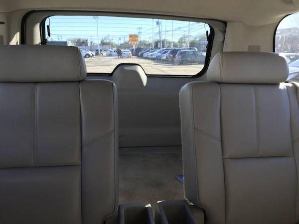 2007 GMC YUKON XL 4WD OPEN THANKSGIVING NAVY FEDERAL USAA - cars &... for sale in Norfolk, VA – photo 12
