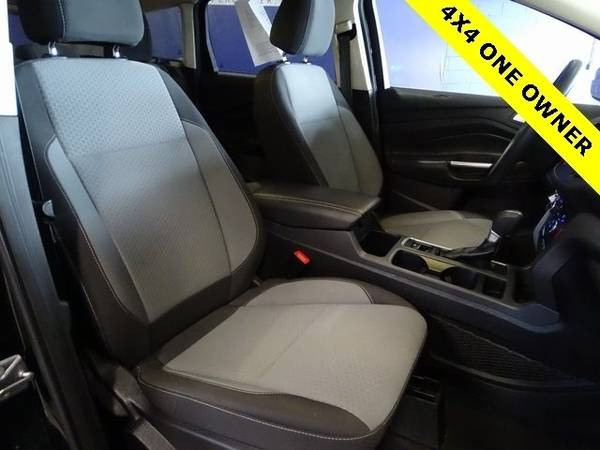 2017 Ford Escape SE - - by dealer - vehicle automotive for sale in Rockford, IL – photo 6
