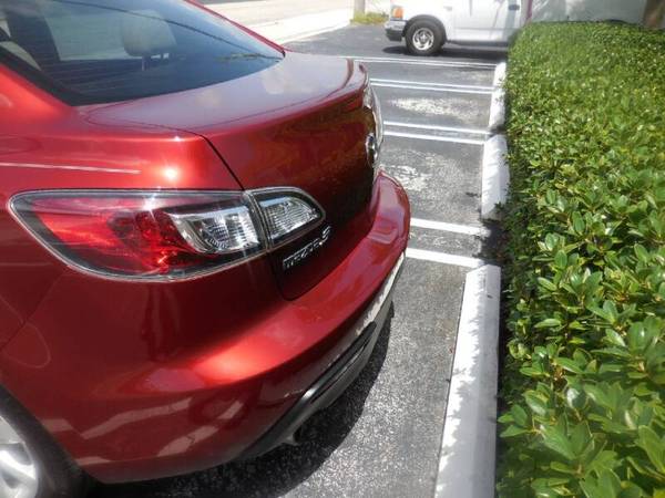 2010 Mazda 3 I Touring - cars & trucks - by dealer - vehicle... for sale in Pompano Beach, FL – photo 4