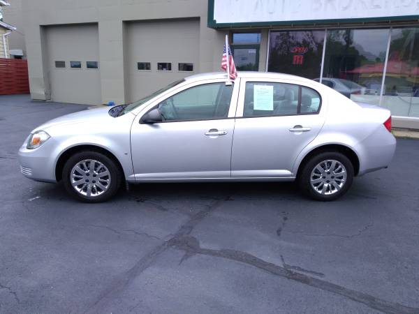 🔥2010 Chevrolet Cobalt LS Sedan Only 96k Miles! Must Drive! 24 Pics! for sale in Austintown, OH – photo 3
