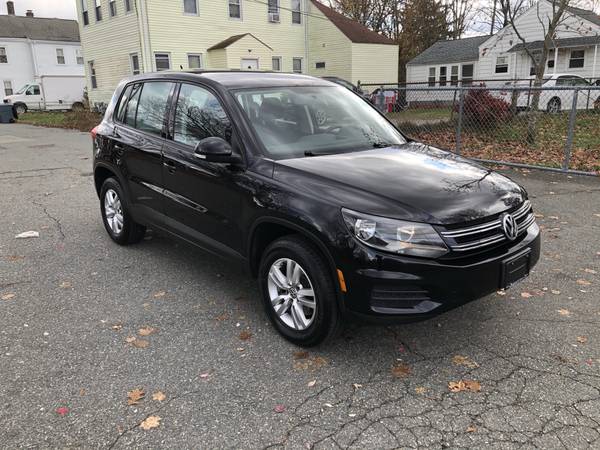 2012 Volkswagen Tiguan SE - cars & trucks - by owner - vehicle... for sale in Sharon, MA – photo 2