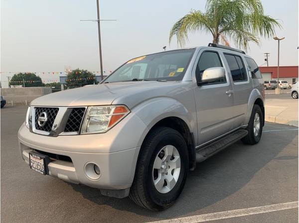 2005 Nissan Pathfinder**Perfect**3rd Row** - cars & trucks - by... for sale in Fresno, CA – photo 6