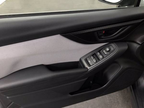 2018 Subaru Crosstrek Dark Gray Metallic PRICED TO SELL SOON! for sale in Carrollton, OH – photo 17