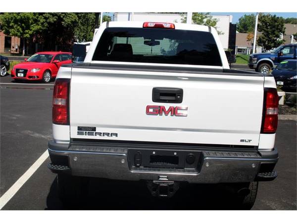 2015 GMC Sierra 2500HD available WiFi 4WD CREW CAB SLT 6.0 VORTEC... for sale in Salem, NH – photo 7