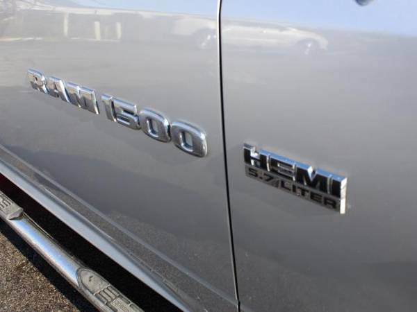 2011 RAM 1500 SLT Quad Cab 4WD 5.7L V8 **1-Owner 117,000 Miles** -... for sale in Louisville, KY – photo 11