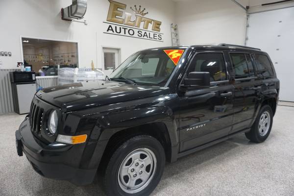 **Local Trade/Low Miles/FWD** 2014 Jeep Patriot Sport - cars &... for sale in Ammon, ID