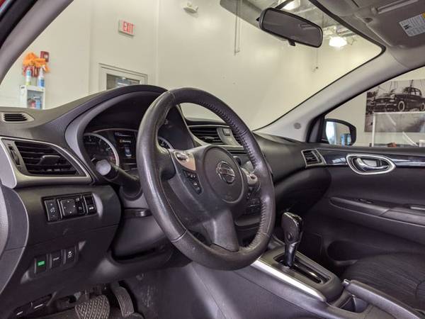 2016 Nissan Sentra SV SKU: GL677188 Sedan - - by dealer for sale in Libertyville, IL – photo 12