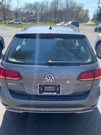 2018 VW golf Tsi LOW MILES mint - - by dealer for sale in Rochester , NY – photo 3
