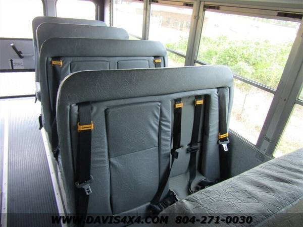 2010 GMC 3500 Multi Passenger Van/Shuttle Bus/School Bus for sale in Richmond, DE – photo 24