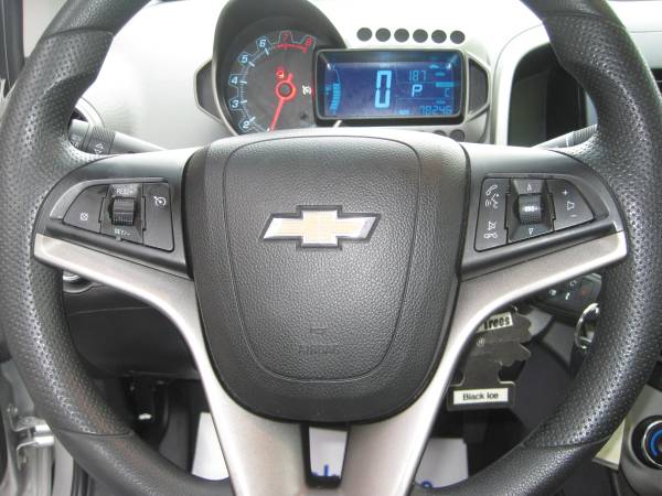 2013 CHEVY SONIC LT - - by dealer - vehicle automotive for sale in Pearl City, IL – photo 13