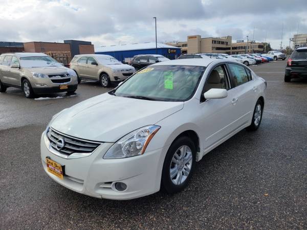 2012 Nissan Altima 2.5 - cars & trucks - by dealer - vehicle... for sale in Moorhead, ND – photo 8