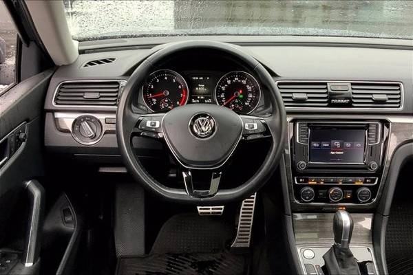 2018 Volkswagen Passat VW 2 0T SEL Premium Sedan for sale in Tacoma, WA – photo 5