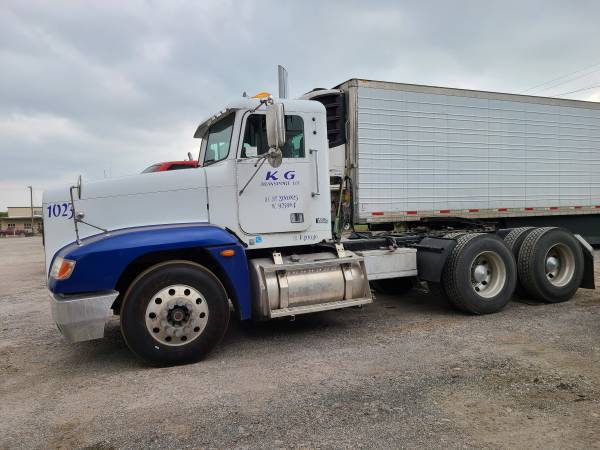 Freightliner fld 120 - cars & trucks - by owner - vehicle automotive... for sale in Mansfield, TX – photo 3
