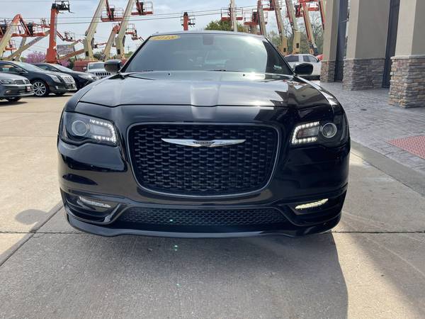 2018 CHRYSLER 300S AWD 79, 000 MILES - - by dealer for sale in O Fallon, MO – photo 3
