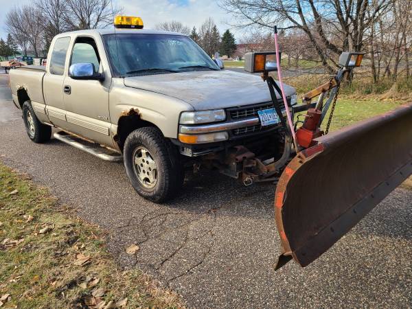 2002 Chevy Silverado plow truck - cars & trucks - by dealer -... for sale in Minneapolis, MN – photo 5