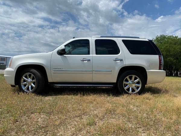 2012 GMC Yukon Denali - cars & trucks - by owner - vehicle... for sale in Fort Worth, TX – photo 2