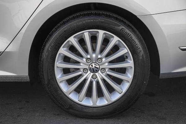 2016 VW Volkswagen Passat 1 8T SE sedan Reflex Silver Metallic for sale in Sacramento , CA – photo 10