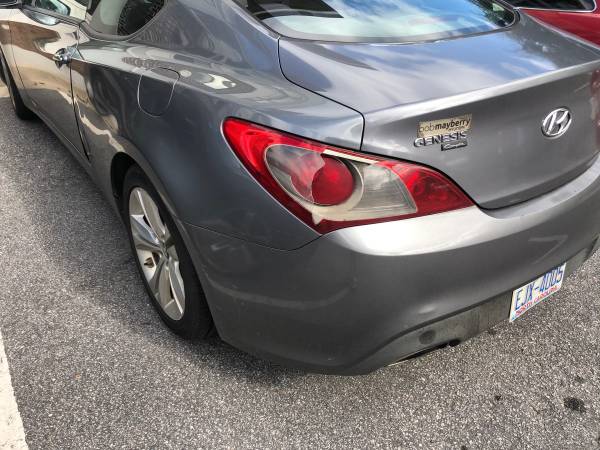 Hyundai Genesis 2011 Coupe 2.0T - cars & trucks - by owner - vehicle... for sale in Charleston Afb, SC – photo 4
