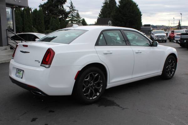 2018 Chrysler 300 300S Sedan 4D - - by dealer for sale in PUYALLUP, WA – photo 3